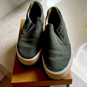 Seaver’s slip ons. Green. Size 7. Like new